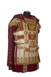 Armure de Marc Antoine Richard Burton, in Cléopâtre, 1963 Tissu Collezione Costumi d’Arte - Peruzzi - Rome © Photo : D. Alessandro 